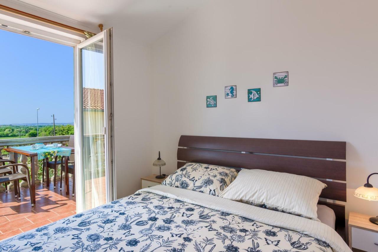 Apartment Monica Ližnjan Kültér fotó